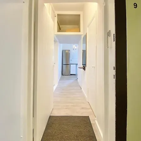 Center Near Harbour And Old Town Apartment
